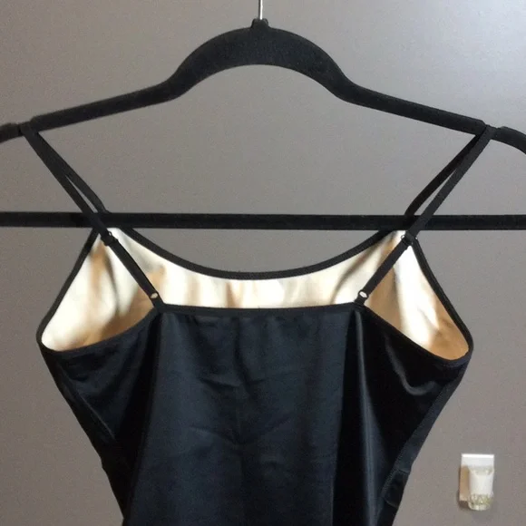 M SPANX Black Camisole Shapewear Top - Picture 6 of 14
